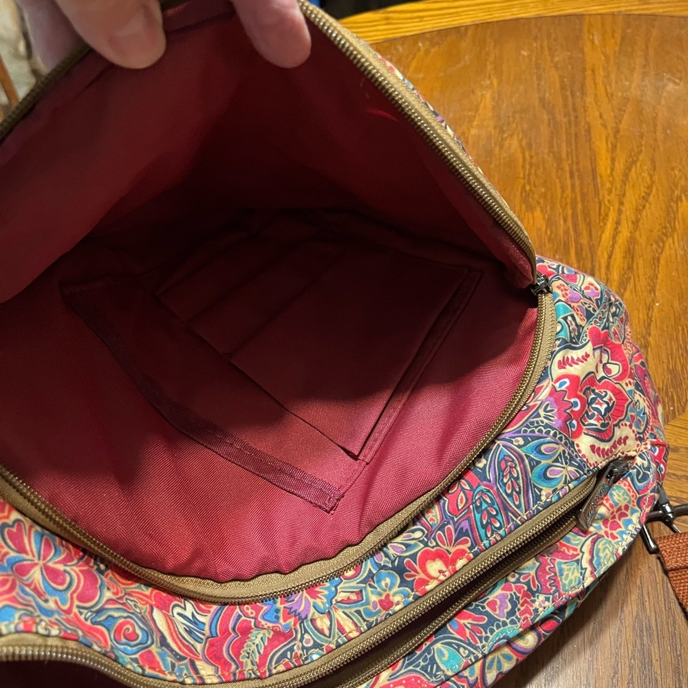 Colorful Floral Patterned Backpack - Picture 5 of 7